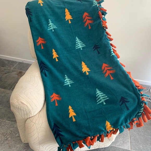 Fleece throws blankets - Picture 2 of 2